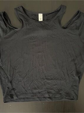 Lululemon Cutout shoulder crop top athletic shirt
